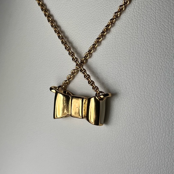 Vintage Kate Spade Moon River Bow Gold Necklace charming quirky whimsical charm - Picture 10 of 13